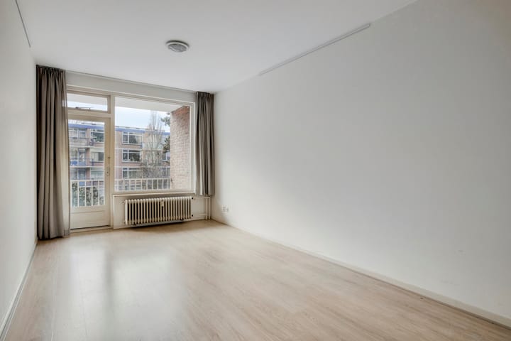 Photo 13 of Cornelie van Zantenstraat 74