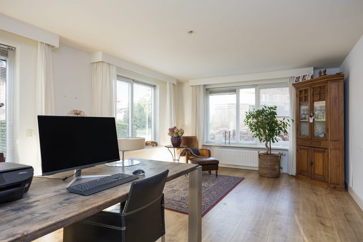 Foto 31 van Weerselosestraat 9