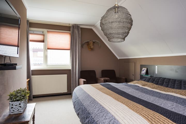 Foto 43 van Weerselosestraat 9