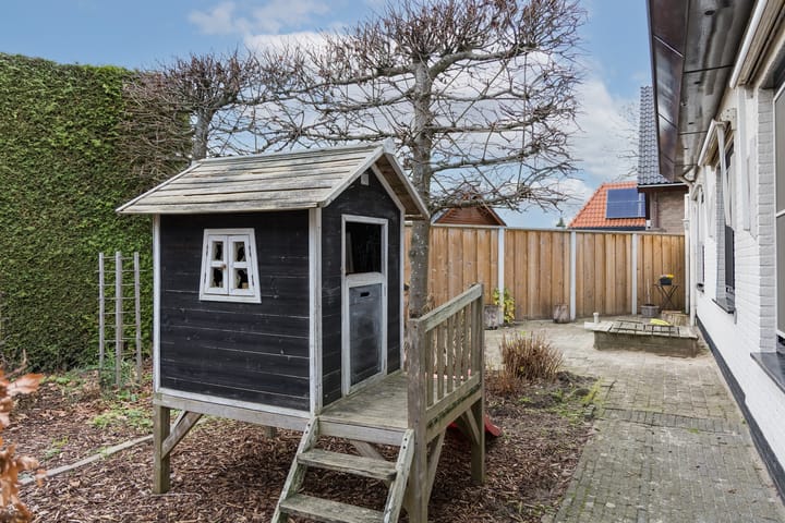 Foto 59 van Weerselosestraat 9