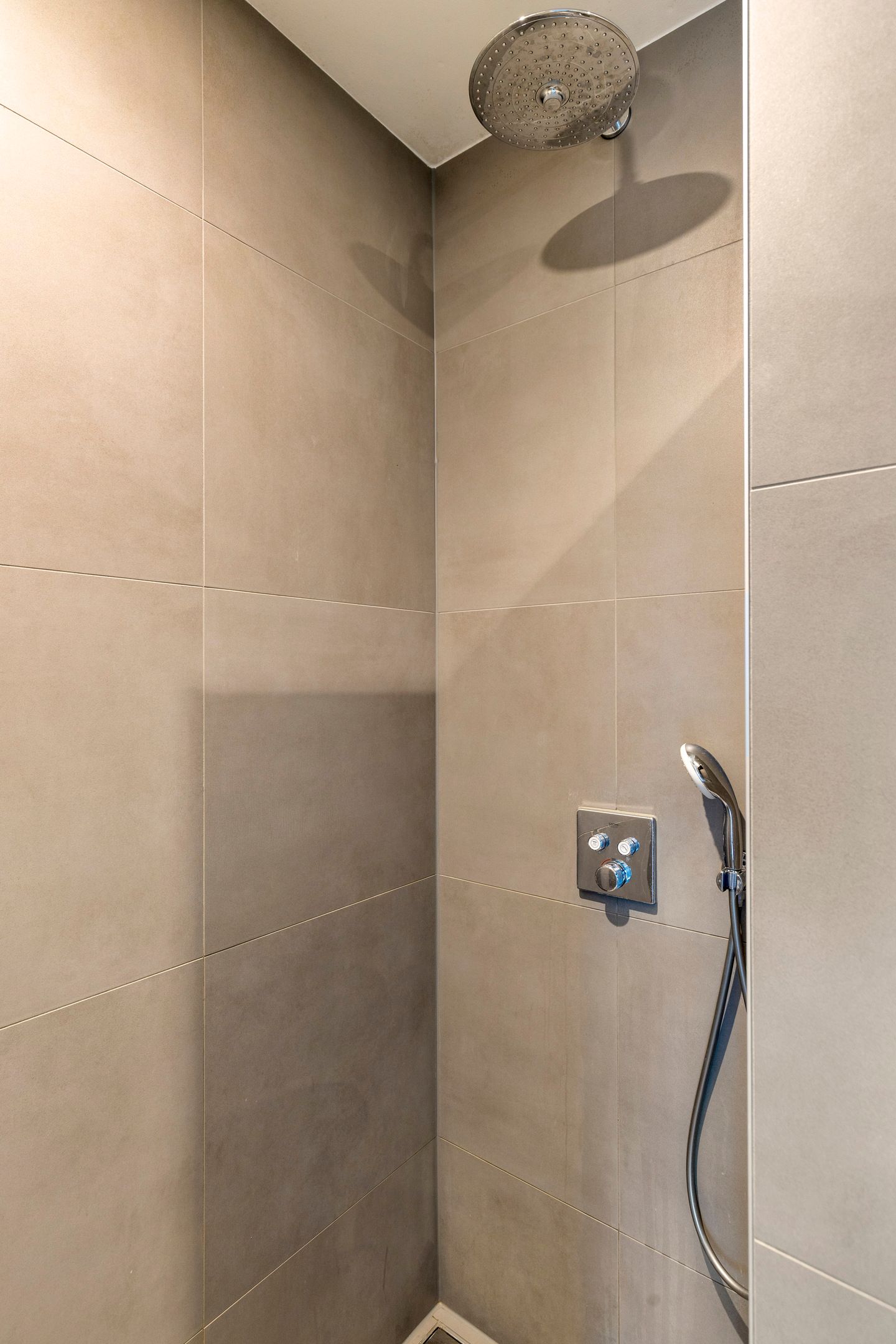 Foto 12 van Burgemeester Hogguerstraat 1197