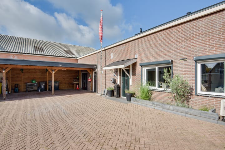 Photo 5 of Witboomstraat 42-D