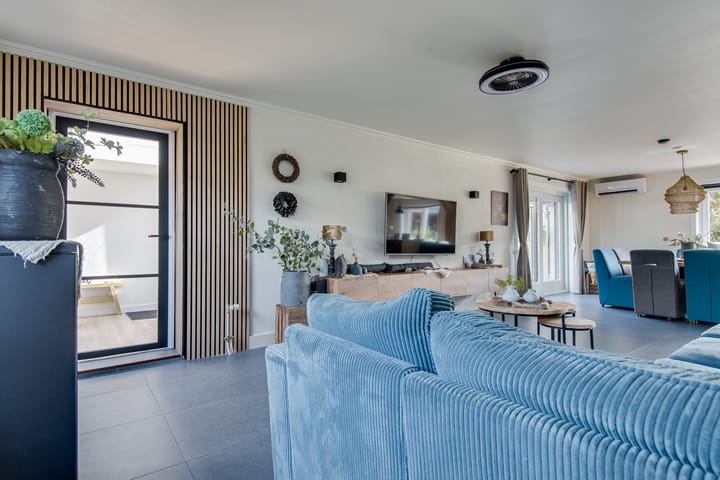 Photo 29 of Witboomstraat 42-D