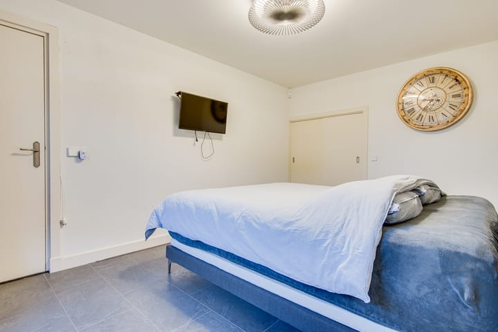 Photo 32 of Witboomstraat 42-D