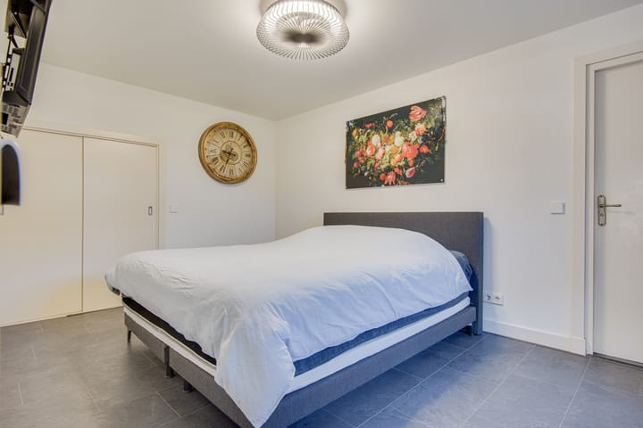 Photo 33 of Witboomstraat 42-D