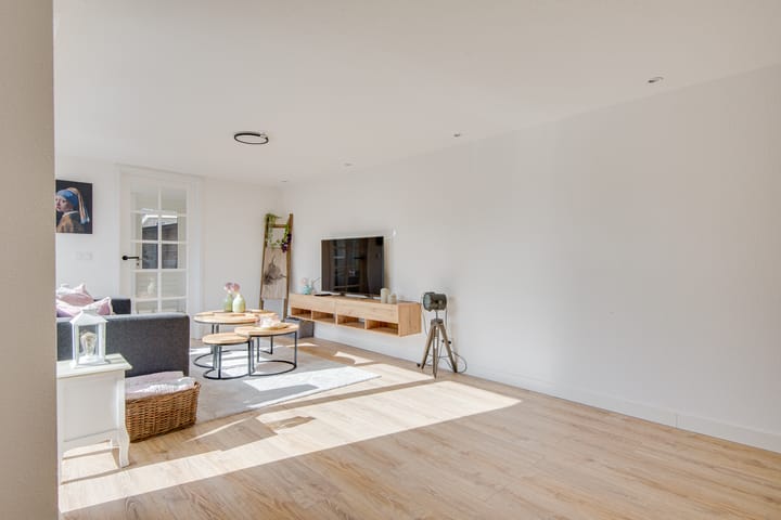 Photo 82 of Witboomstraat 42-D