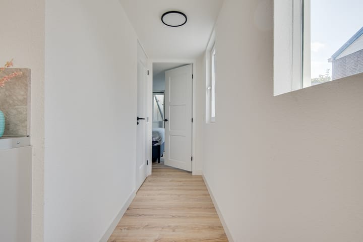 Photo 84 of Witboomstraat 42-D