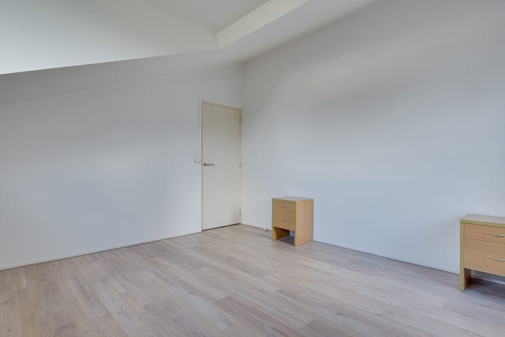 Photo 111 of Witboomstraat 42-D