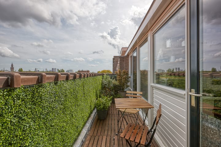 Foto 9 van Alexander Gogelweg 91