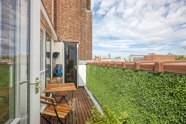 Foto 16 van Alexander Gogelweg 91