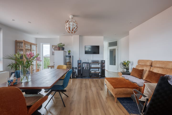 Foto 8 van Alexander Gogelweg 91