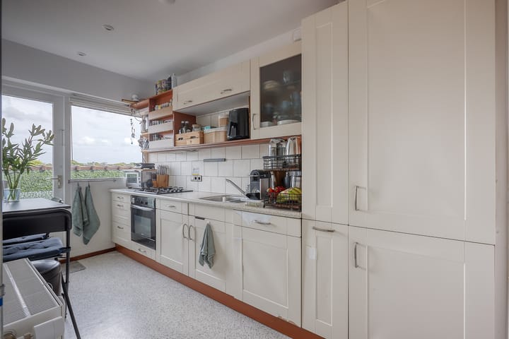 Foto 11 van Alexander Gogelweg 91