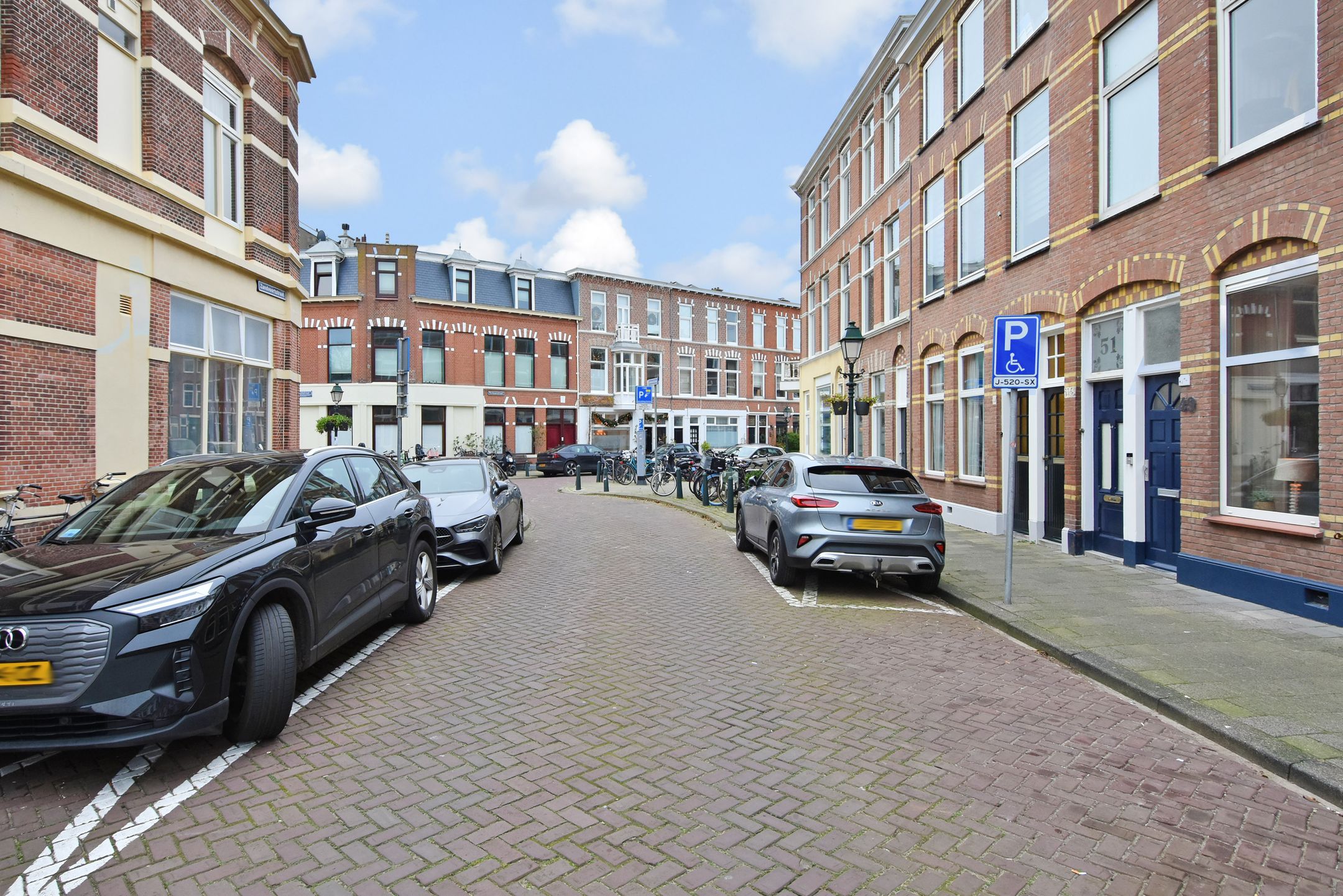 Foto 21 van Zandvoortstraat 49