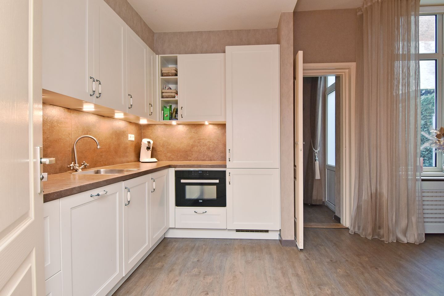 Foto 14 van Zandvoortstraat 49