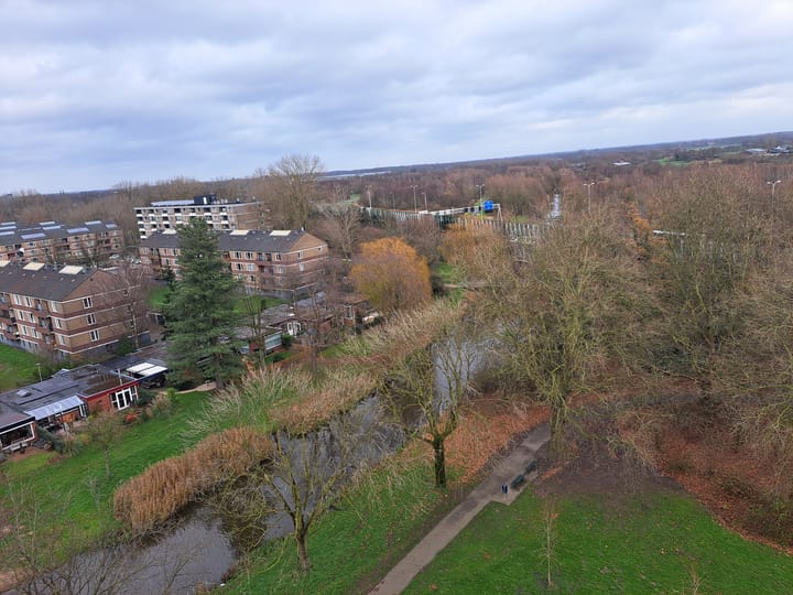 Foto 16 van Schuilenburgerplein 1