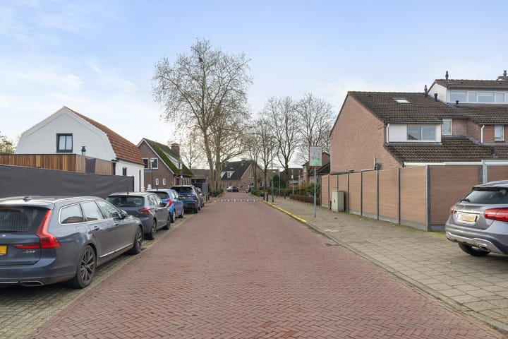 Foto 24 van Steengraaf 20