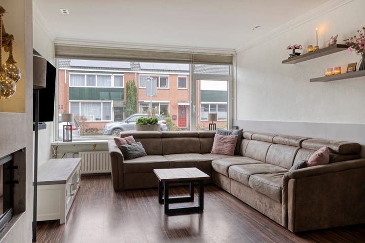 Photo 2 of Evertzenstraat 27