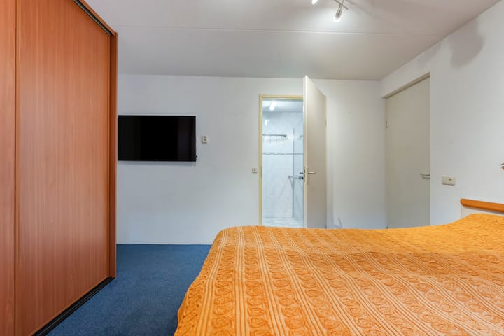 Photo 15 of Wicherserf 32