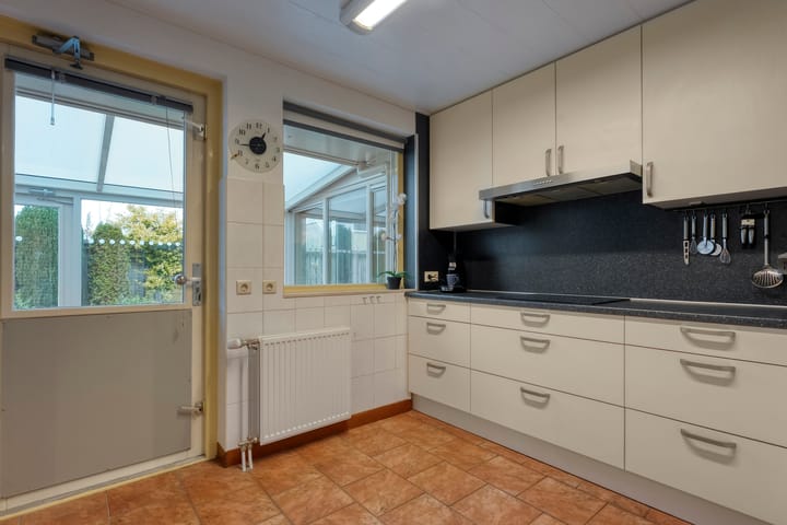 Photo 12 of Wicherserf 32