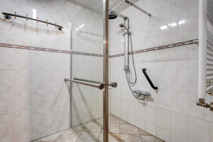 Photo 17 of Wicherserf 32