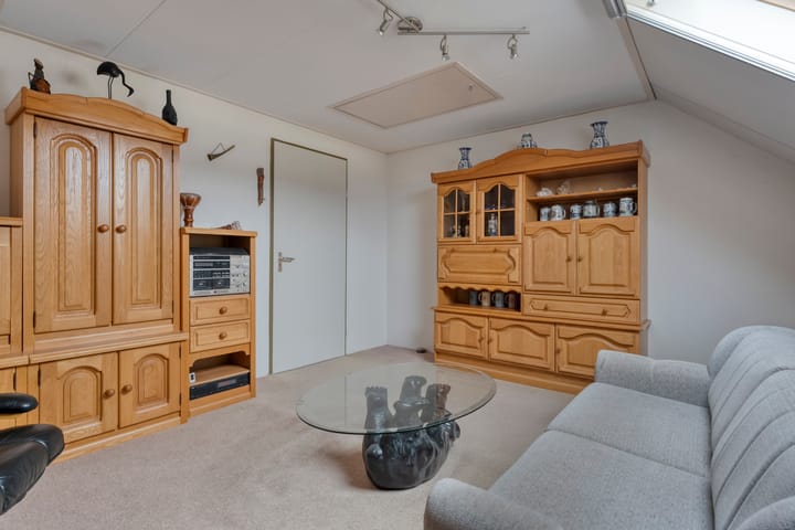 Photo 28 of Wicherserf 32