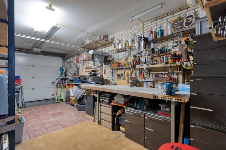 Photo 32 of Wicherserf 32