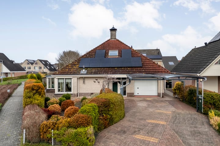 Photo 42 of Wicherserf 32