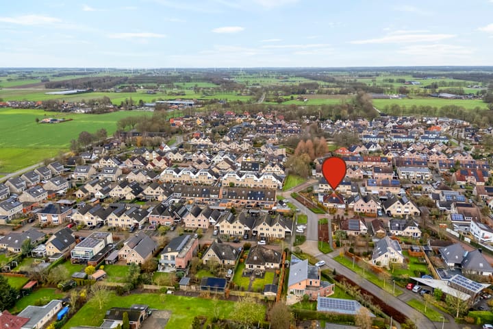 Photo 45 of Wicherserf 32