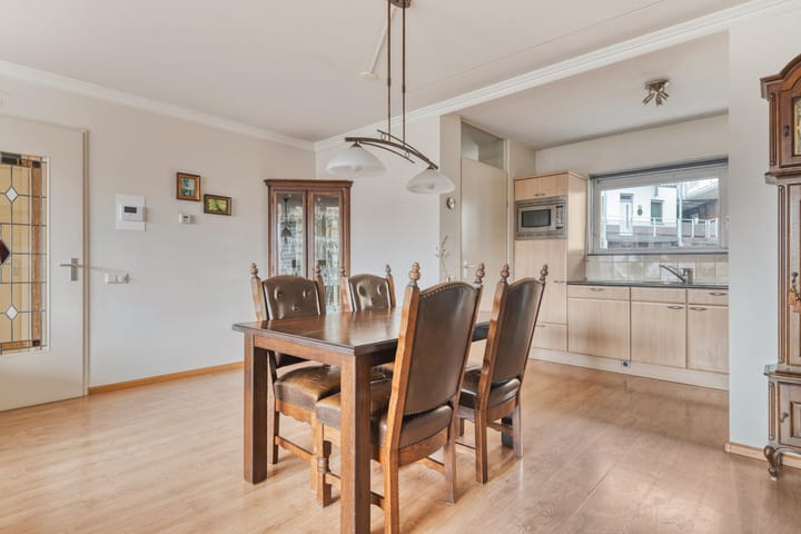 Foto 16 van Visser 15-B