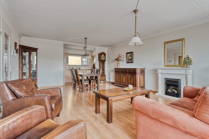 Foto 18 van Visser 15-B