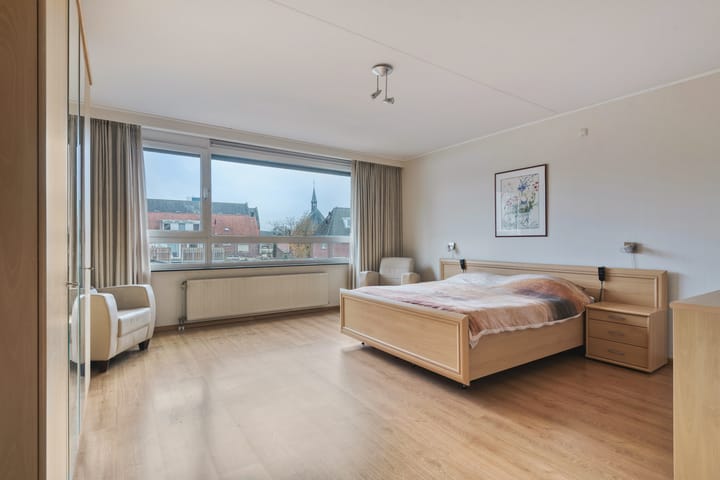 Foto 23 van Visser 15-B