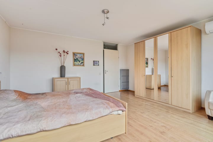 Foto 24 van Visser 15-B