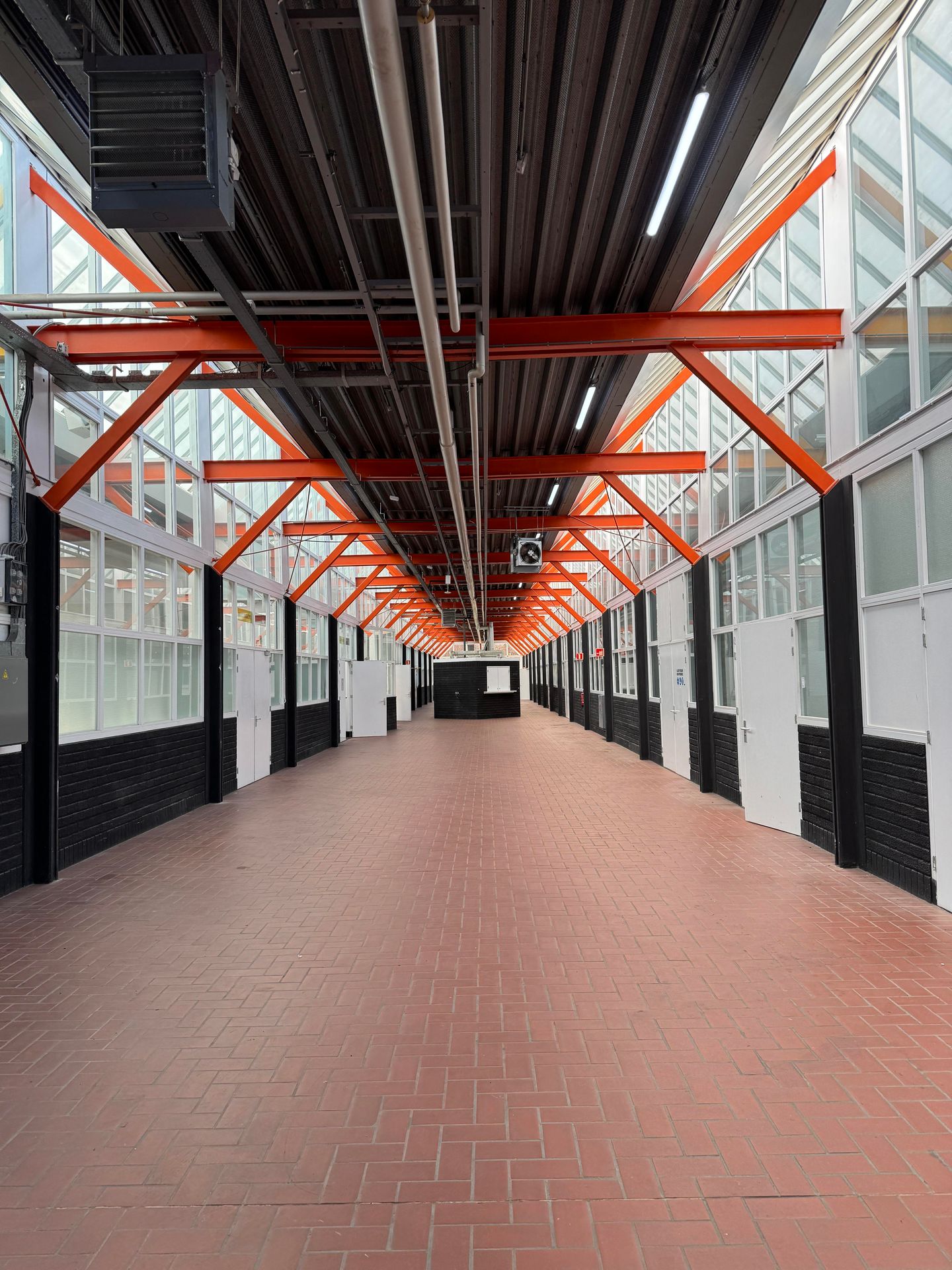 Bekijk foto 2 van Visserijweg 2