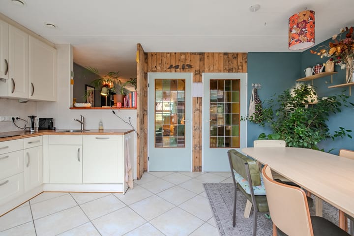 Photo 2 of Nassaustraat 43