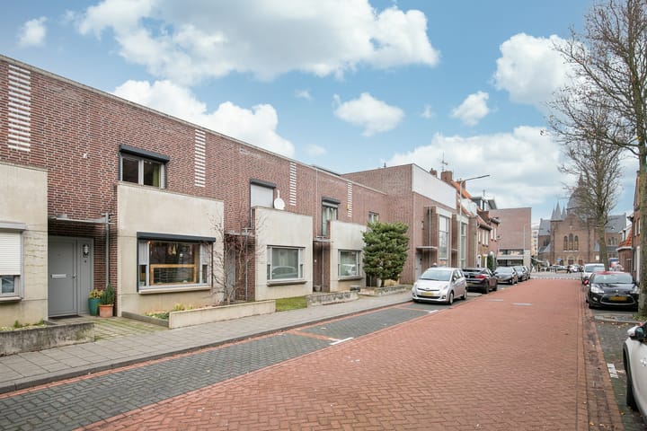 Foto 22 van Nassaustraat 43