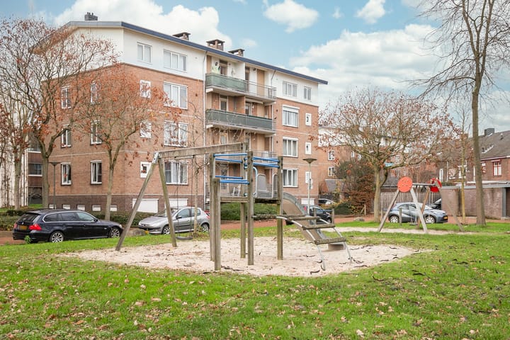 Foto 24 van Nassaustraat 43