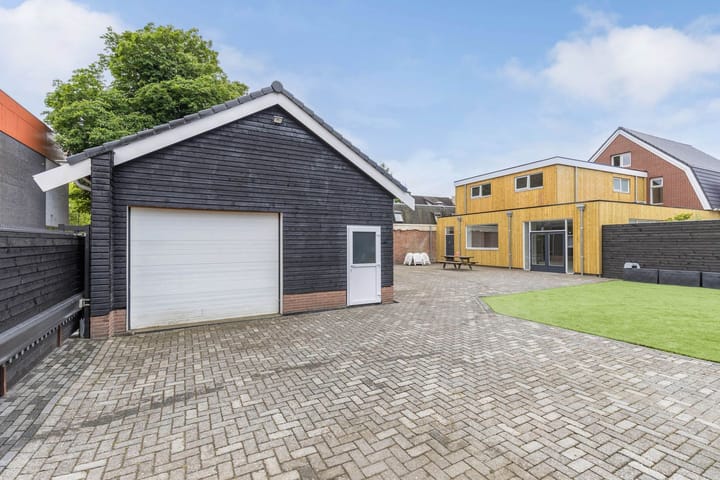 Foto 36 van Van Helomalaan 8