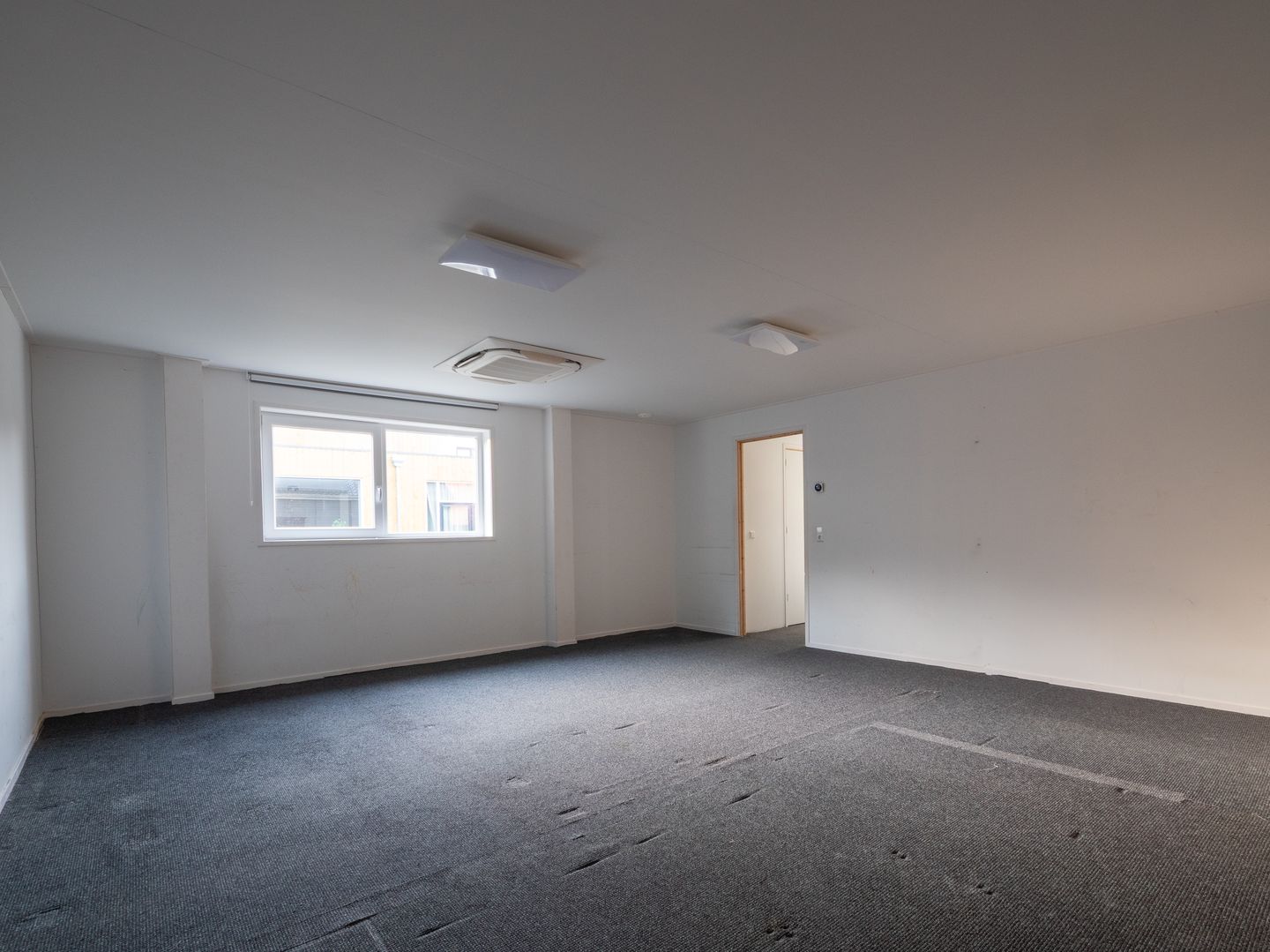 Foto 50 van Van Helomalaan 8