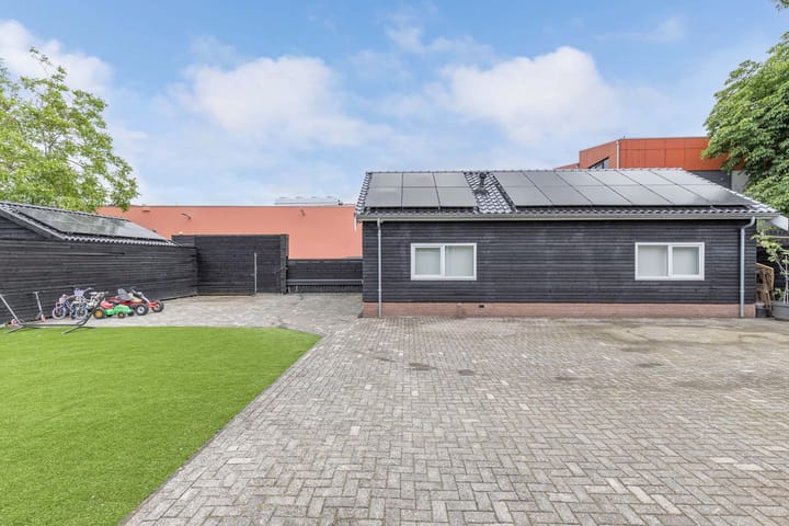 Foto 40 van Van Helomalaan 8