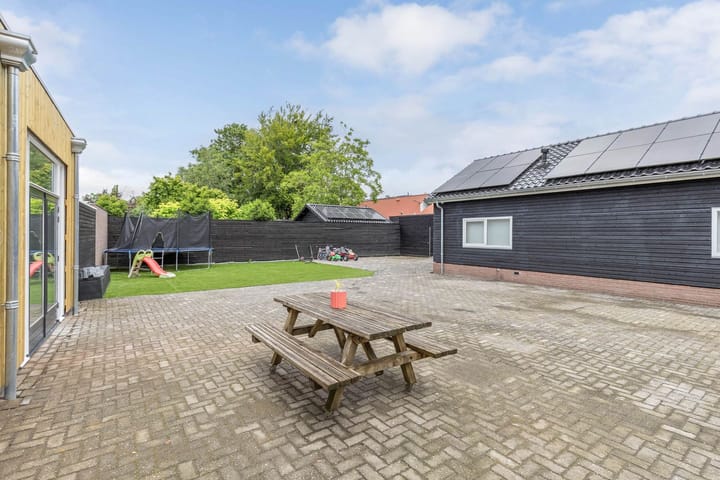 Foto 42 van Van Helomalaan 8