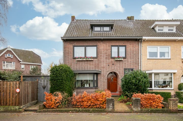 Foto 33 van Rijksweg Zuid 77