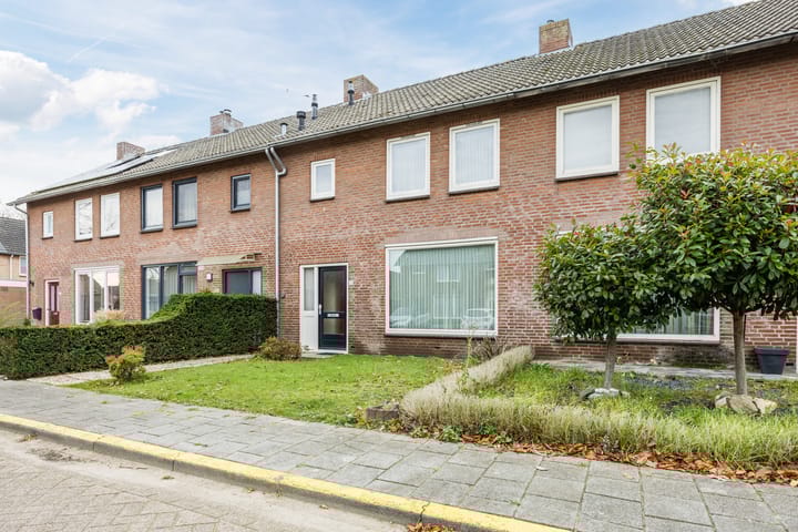 Foto 2 van Margrietstraat 28