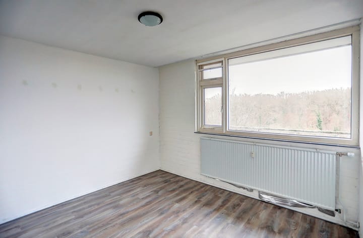 Photo 16 of Malvert 6973