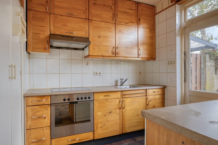 Foto 12 van Trompstraat 40