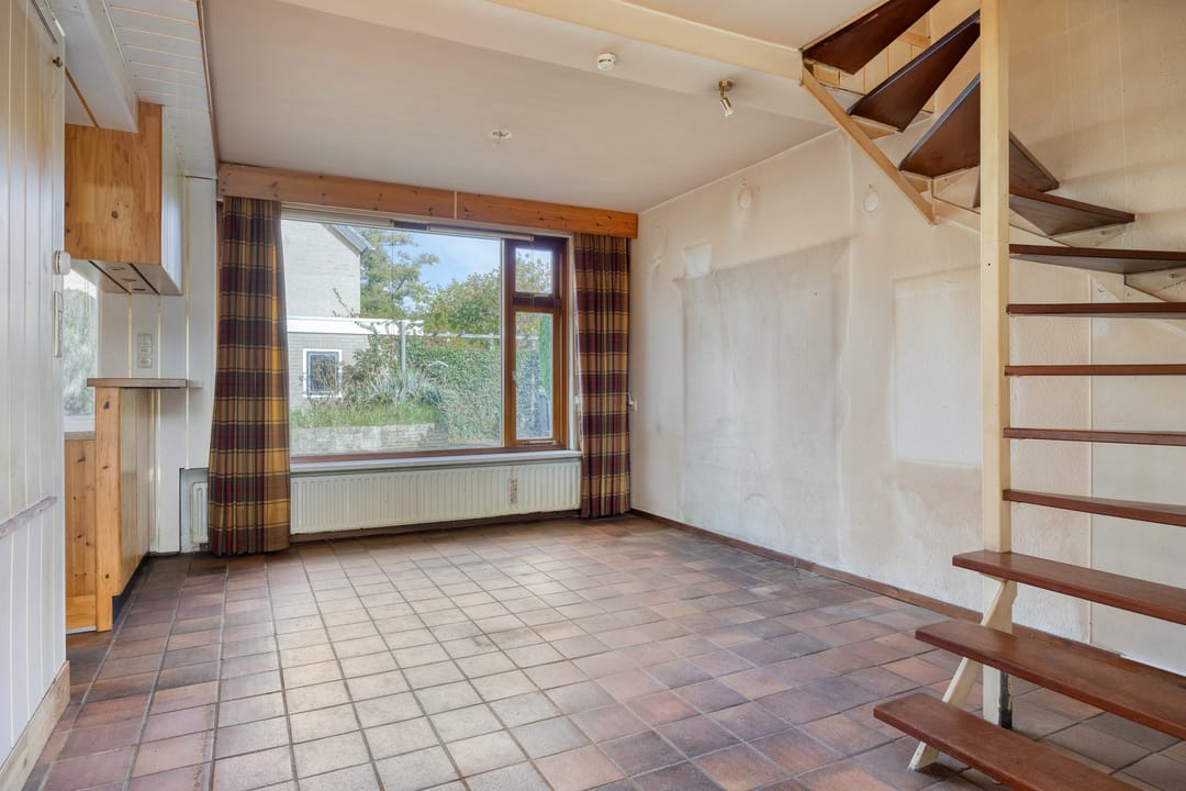 Photo 11 of Trompstraat 40