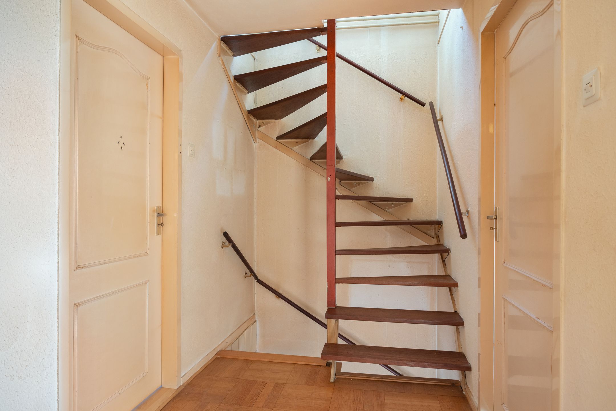 Photo 15 of Trompstraat 40