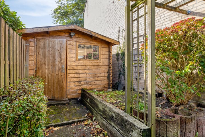 Foto 33 van Trompstraat 40