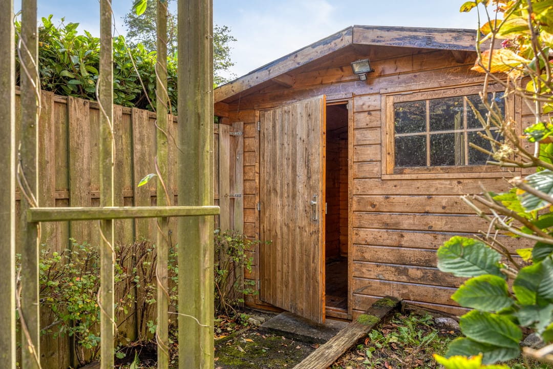 Photo 32 of Trompstraat 40