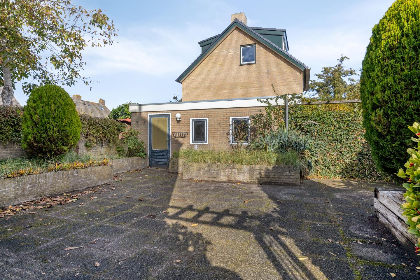 Photo 35 of Trompstraat 40