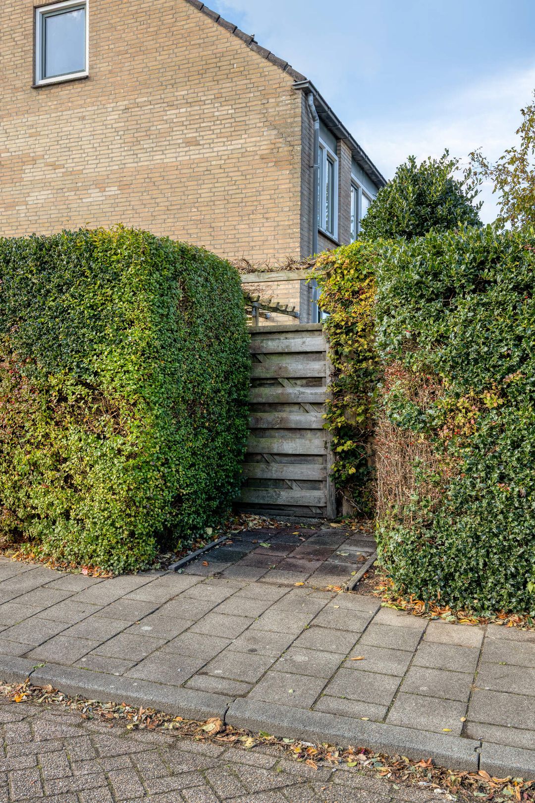 Photo 41 of Trompstraat 40